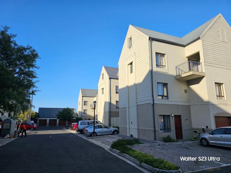 3 Bedroom Property for Sale in Parklands Western Cape